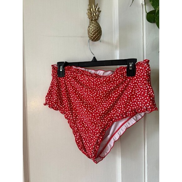 Women’s size one X – large polkadot bikini, bathing suit - Picture 5 of 9